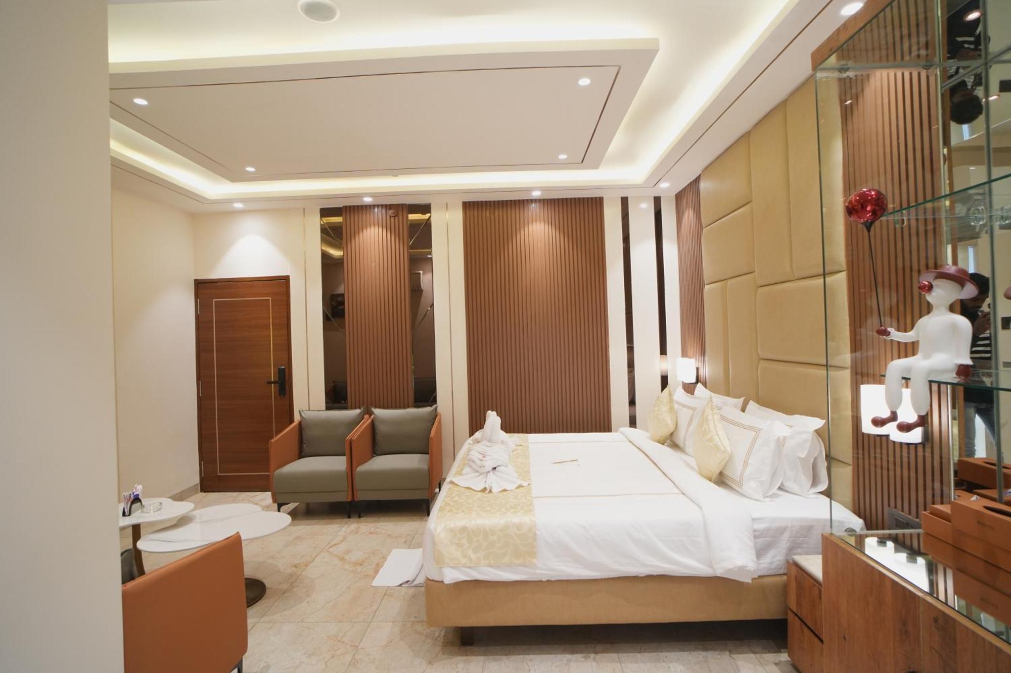 Oriva Vinflora Residency - Nr Lv Prasad Hospital, Banjara Hills Hotel Hyderabad Exterior photo